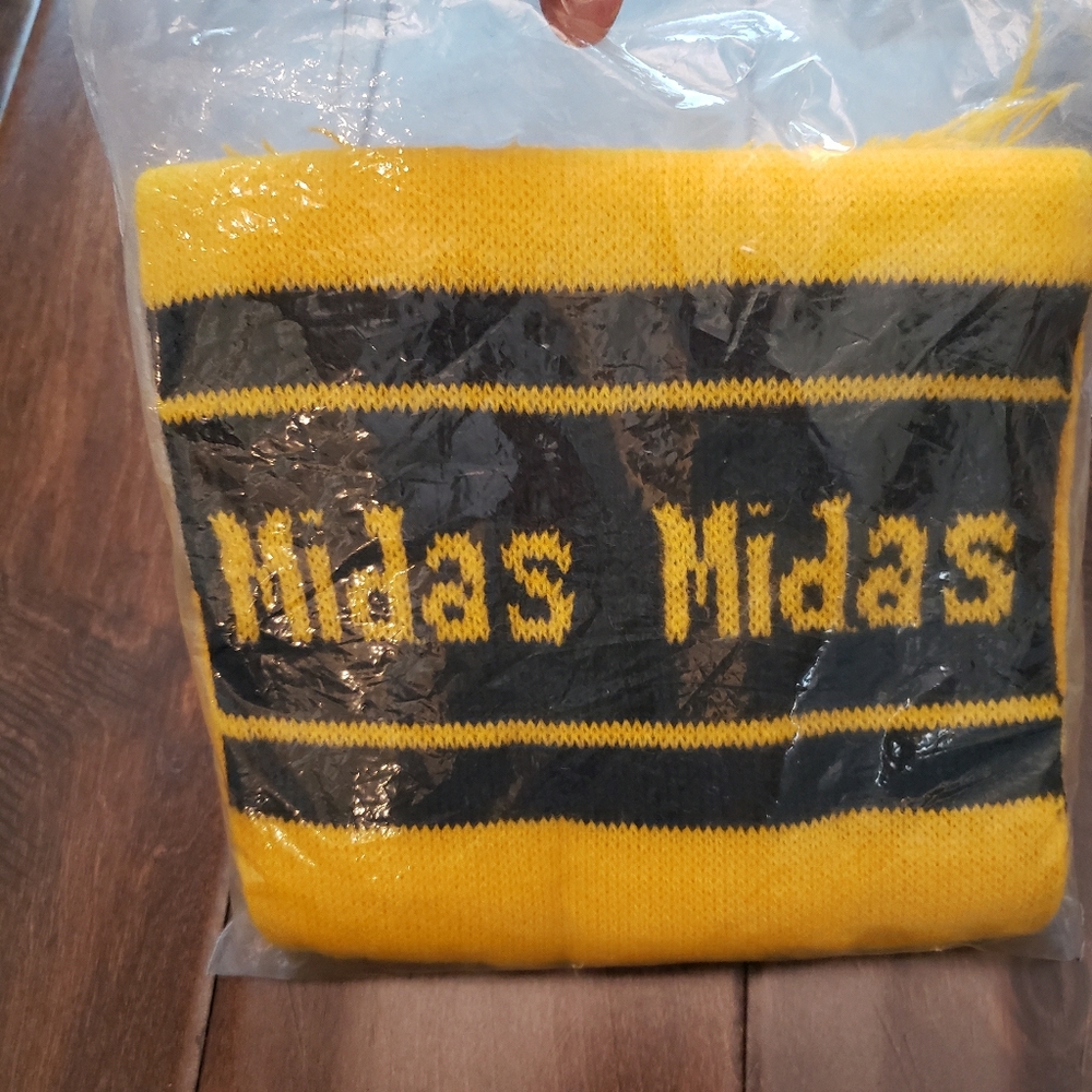 Vintage 1970s Midas Muffler scarf NIB